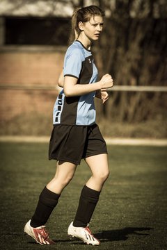 Bild 3980 - B-Juniorinnen SV Henstedt-Ulzburg - MTSV Olympia Neum�nster : Ergebnis: 0:4